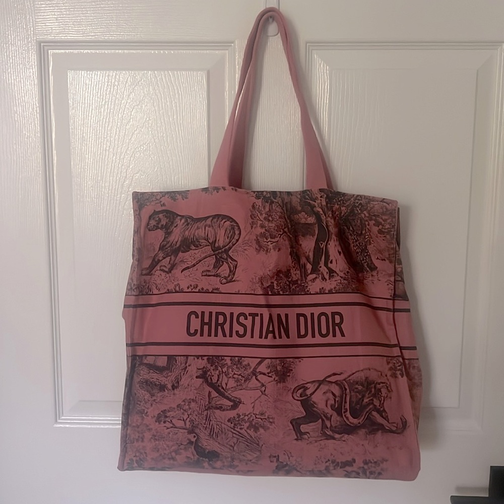 DIORIVIERA 2023 limited edition beach bag